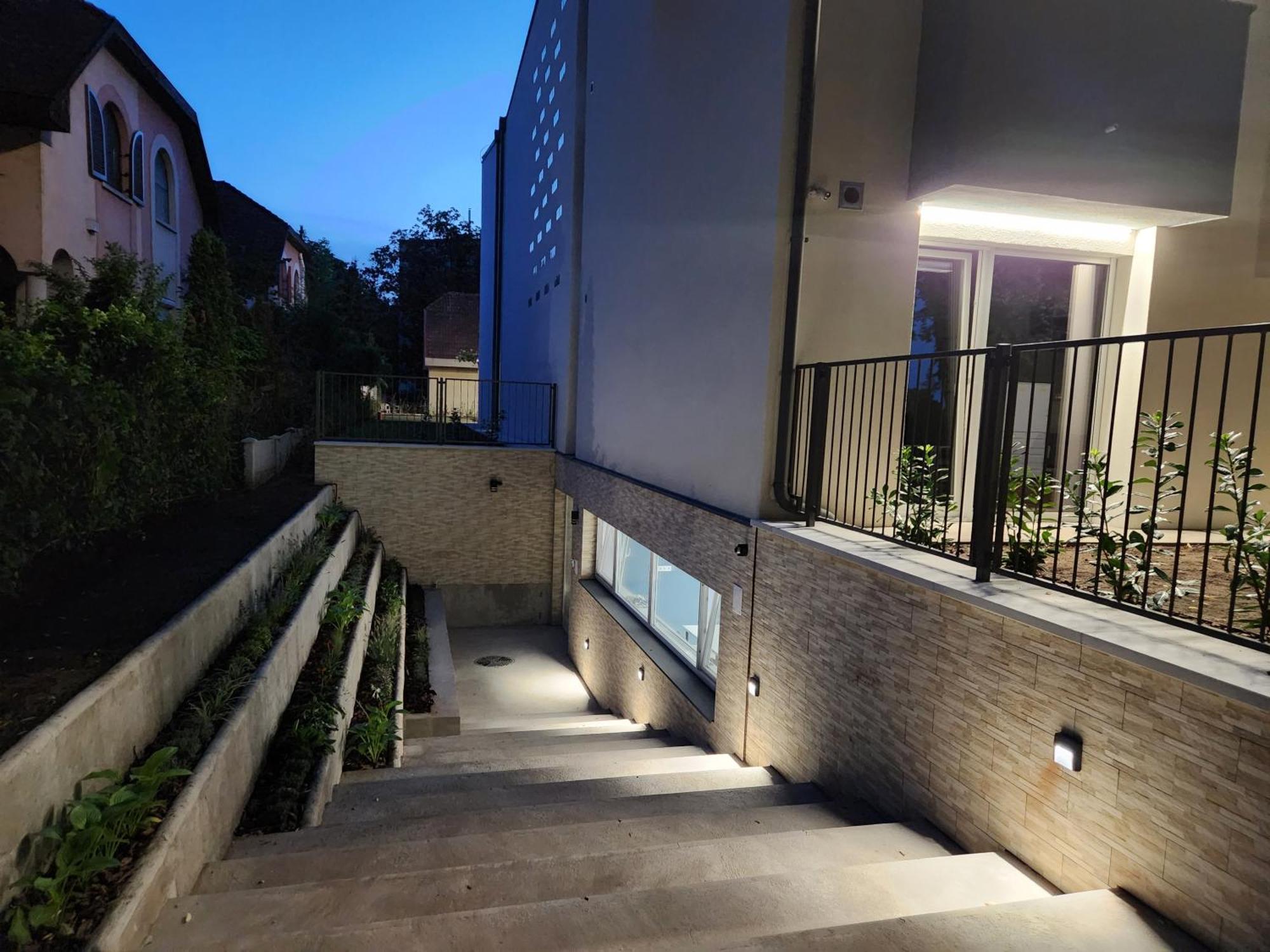 Апарт отель Apartman 18 Дебрецен Экстерьер фото